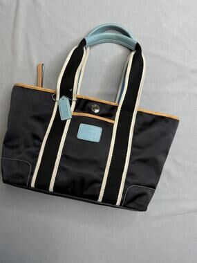 Coach Hamptons Weekend Tote Black Nylon Blue Leather Trim Shoulder Bag Preppy